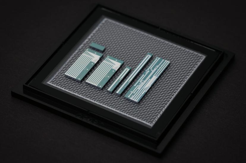 Hyperlight's Photonic Integrated Circuit (PIC)